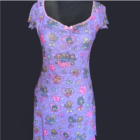 Nwt Bratz dress pink and purple stretchy fabric size M - Picture 1 of 6